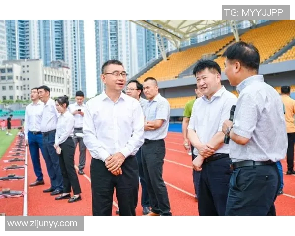 杭州足球队在精英赛中的比赛经验与表现分析与点评